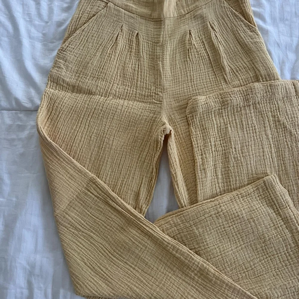 Set - Picture 4 of 5